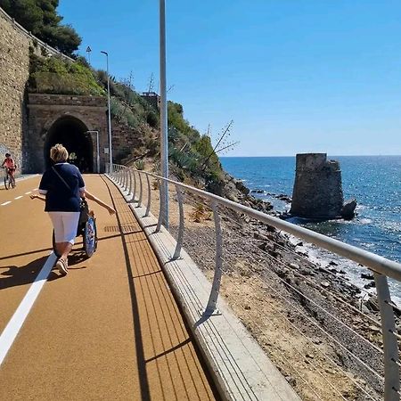 Apartmán Mansarda Mare Bella Vista Citra Zero Zero Ottanta Trentuno Lt O738 Imperia Exteriér fotografie